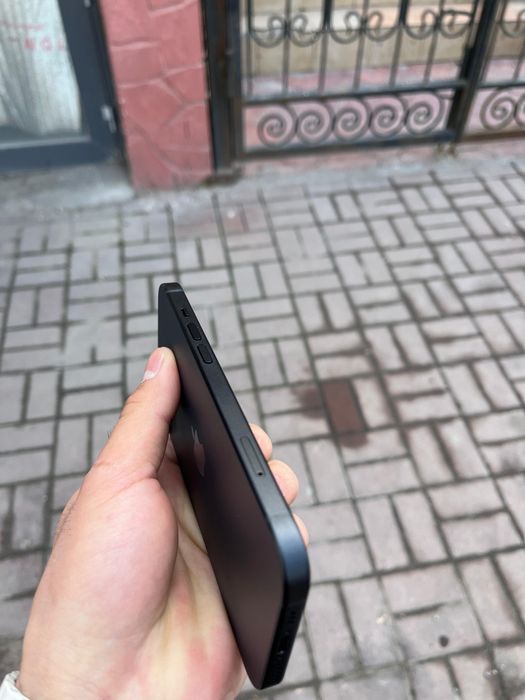 айфон 15 128 Гб черный