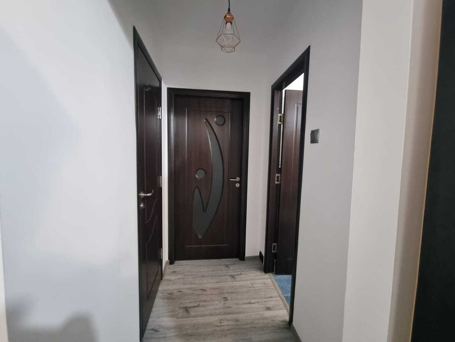Persoana Fizica Inchiriez Ap 2 camere Podul Ros 420Euro - View 3