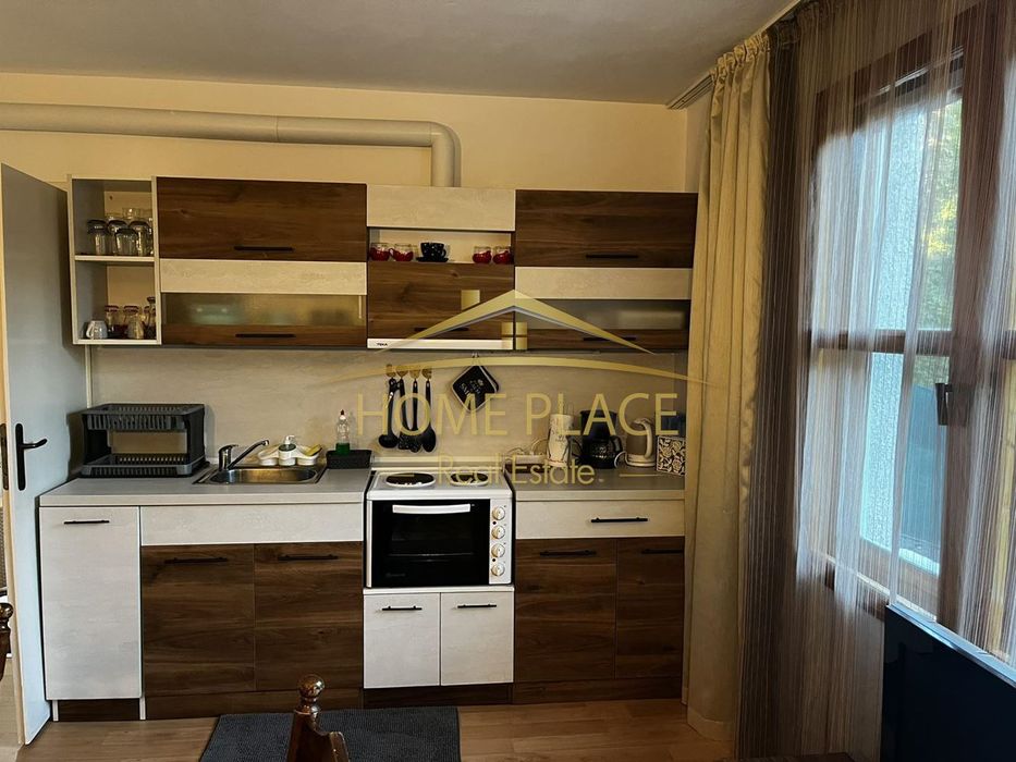 Дава се под наем Двустаен апартамент в Варна, Бриз - 80 кв.м за 433.5 € - Снимка #2