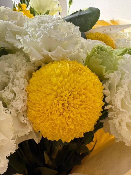 Букет свежих цветов