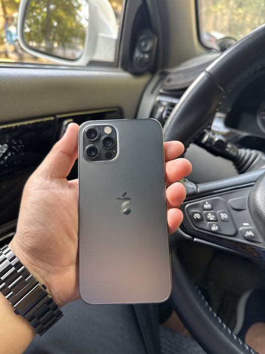 Iphone 12 pro black