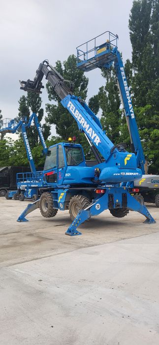 Închiriez motostivuitor Manitou rotativ încarcator telescopic Spider