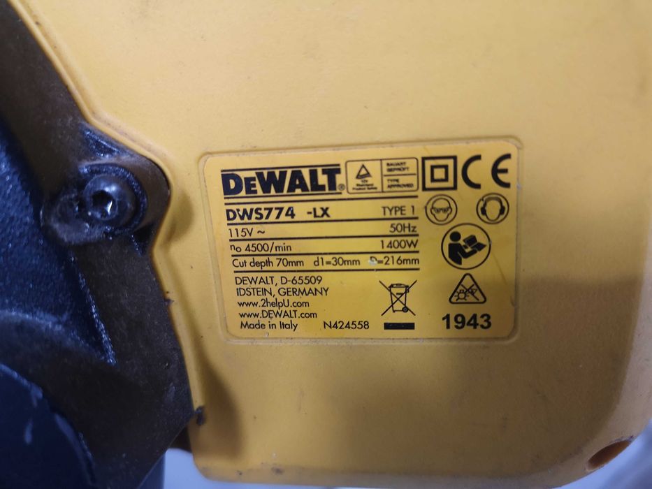 Циркуляр пендула - Dewalt 1400W / 216mm / 110V