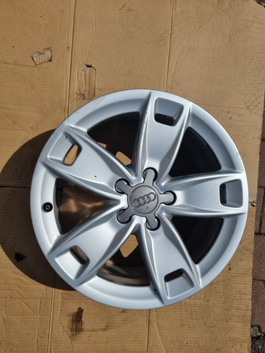 Janta originala Audi A3 8P, A4, Sline 17 toli