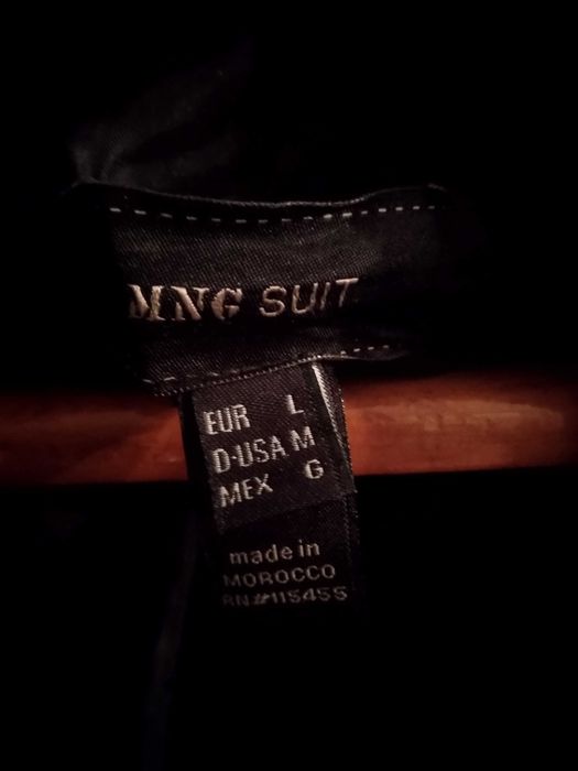 Женская одежда пальто манго