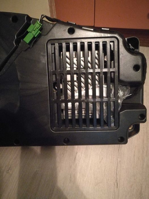 SUBWOOFER, БАС за Мерцедес AMG S63