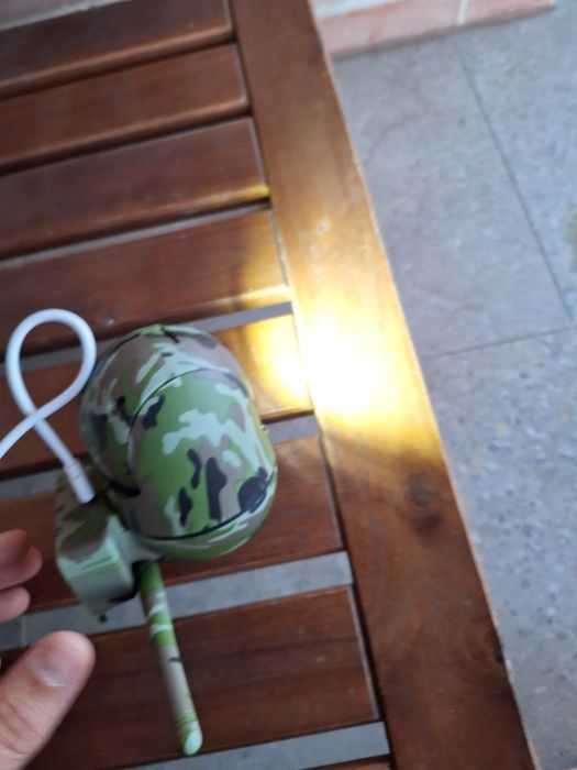 Camera video camuflaj