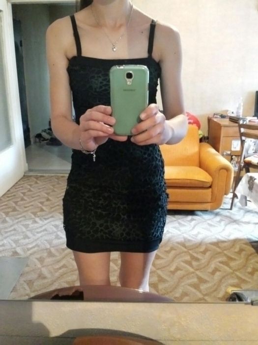 Черна рокля