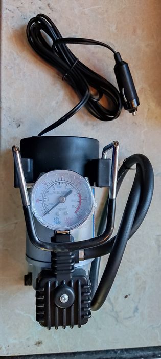 Компрессор автомобильный для легковых авто