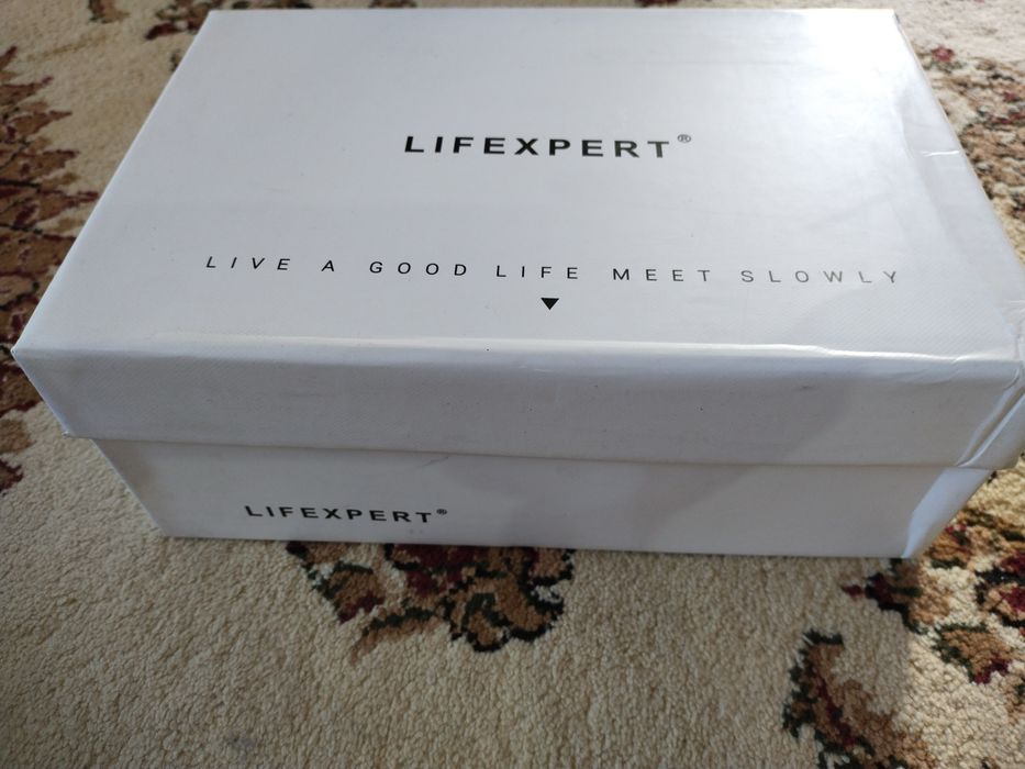 Новые женские, кожанные кросовки