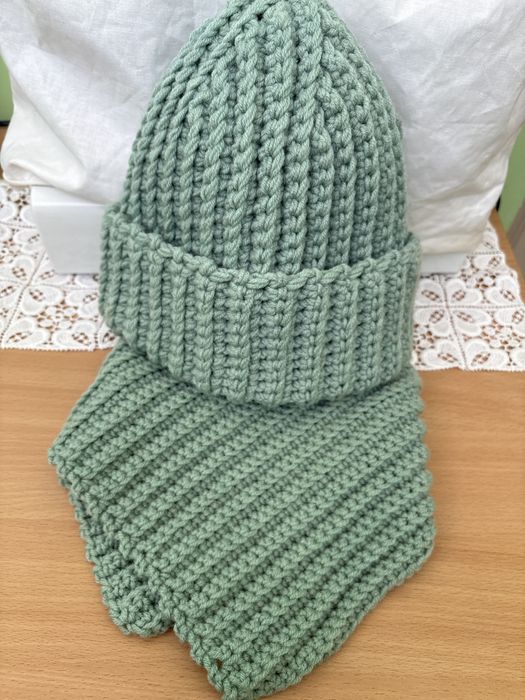 Вязанные вещи ручной работы