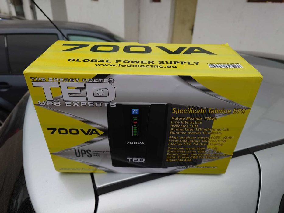 UPS 700VA 400W cu Stabilizator fara Management,