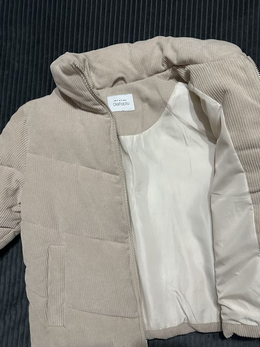 Продам куртку осень-весна