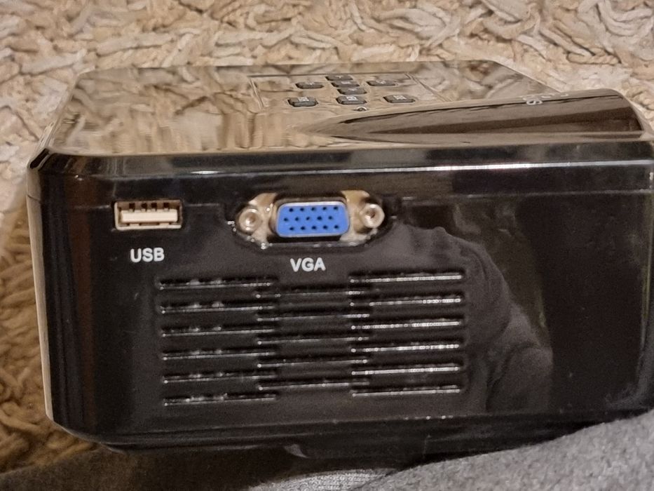 Mini proiector led 480p