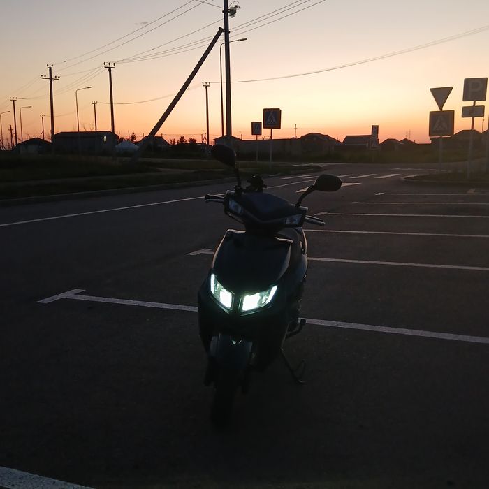 Продам м8 мопед лия 125