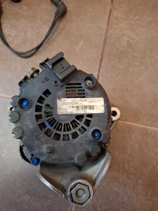 Генератор BMW X5 E53 рестайлинг N62 4.4