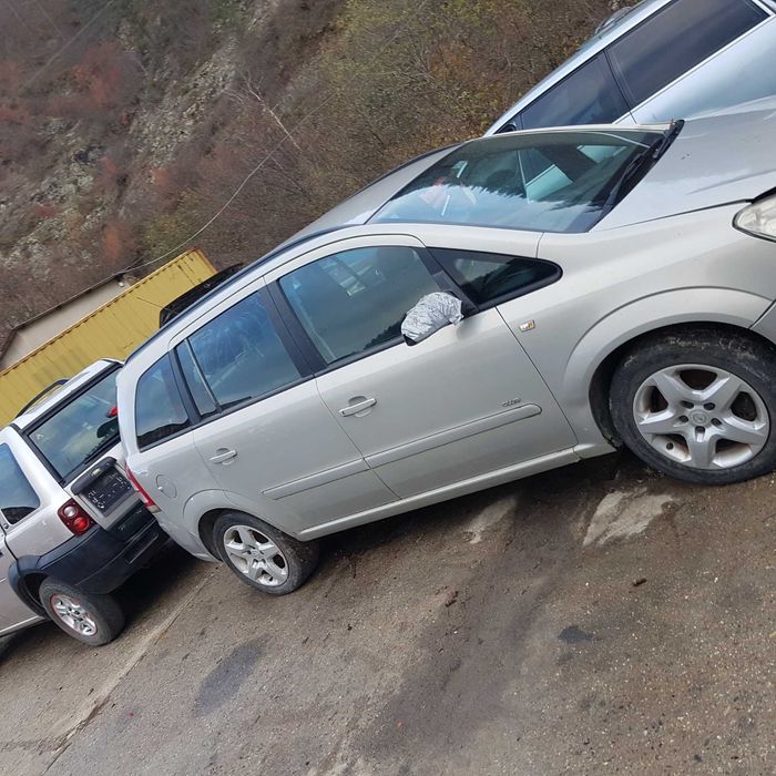 Опел зафира б  1.9 120кс на части