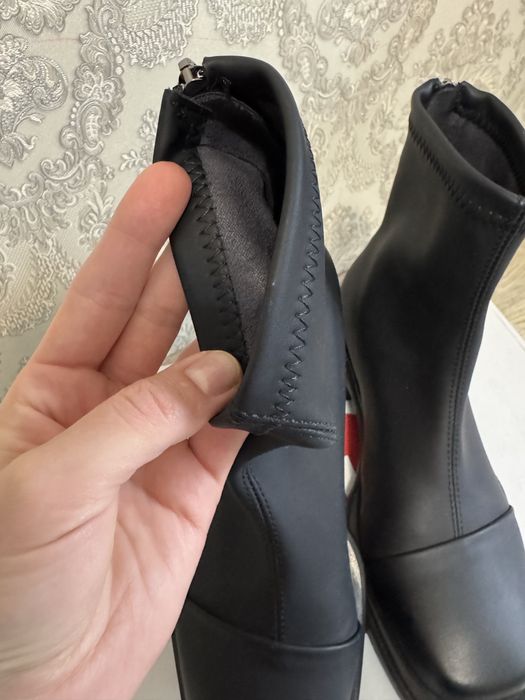 Продам женскую обувь