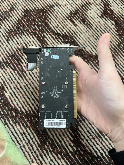 VideoKarta210 +Blok pitanya 450wat sotiladi