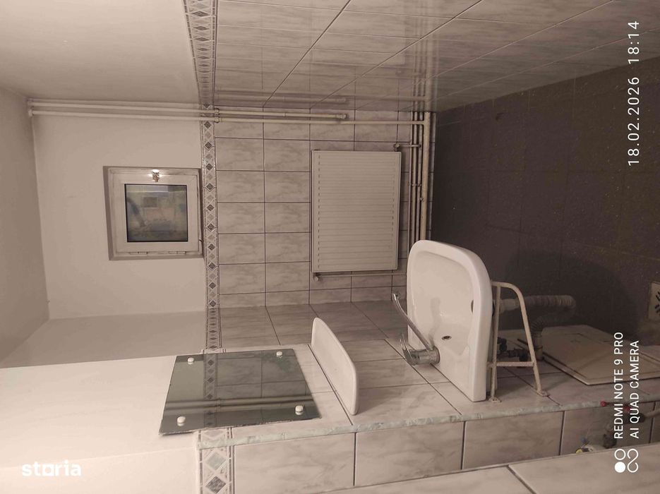 Spațiu comercial, str. George Enescua-Craiovita,, 84mp.