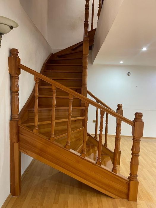 Лестница на 2 этажа