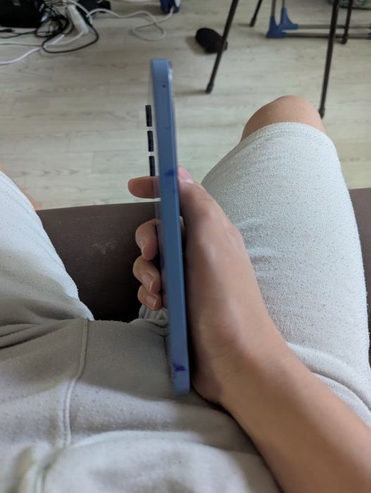 Два телефона Samsung s 9 plus и Samsung a 15