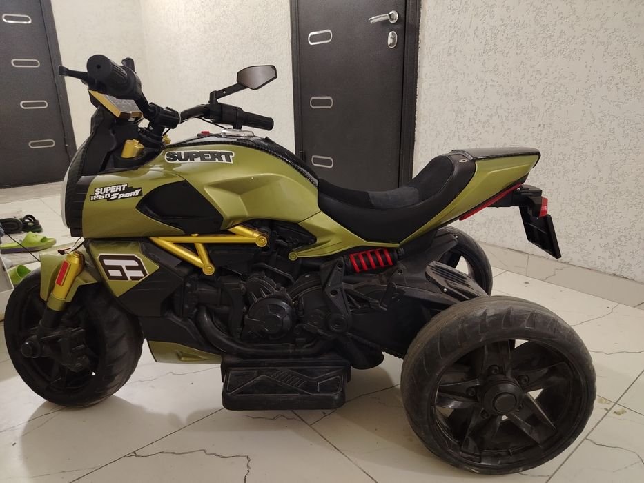 Elektro motosikl sotiladi