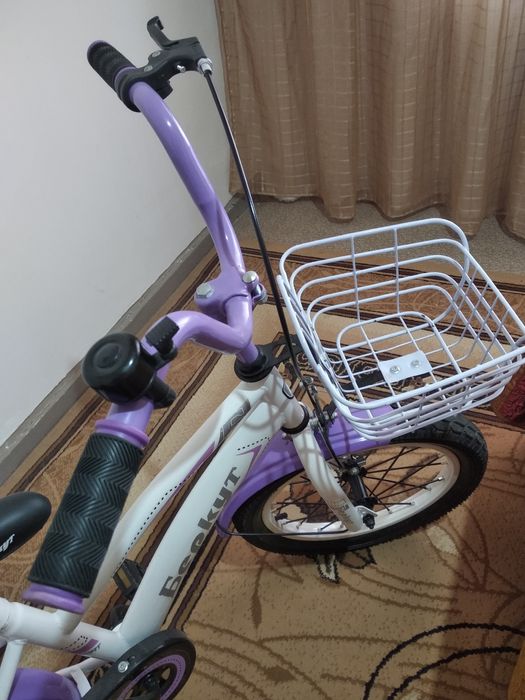 Детский велосипед проктически новый