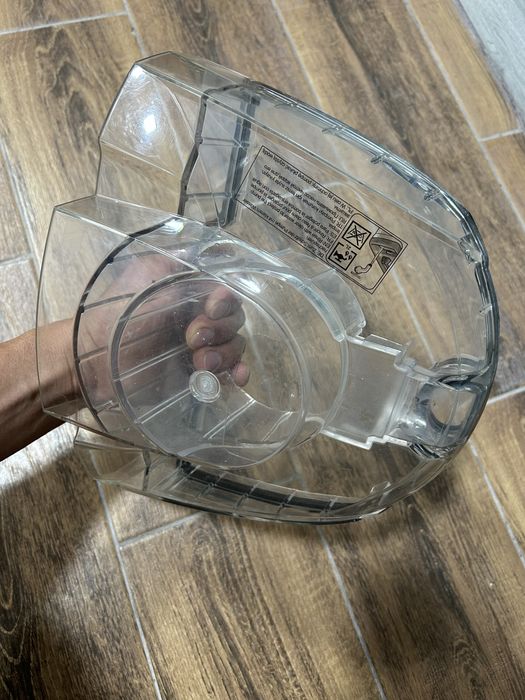 Срочно! Продается пылесос Karcher puzzi 8/1