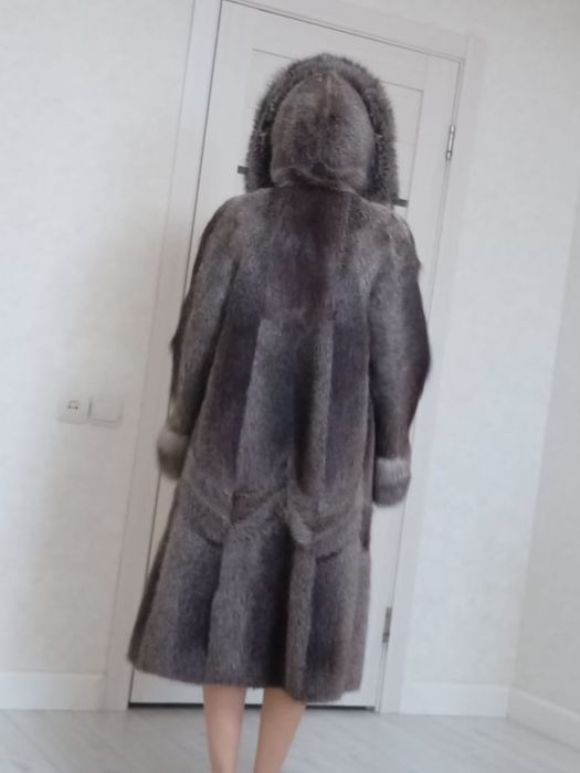 Шуба новая, нутрия+чернобурка