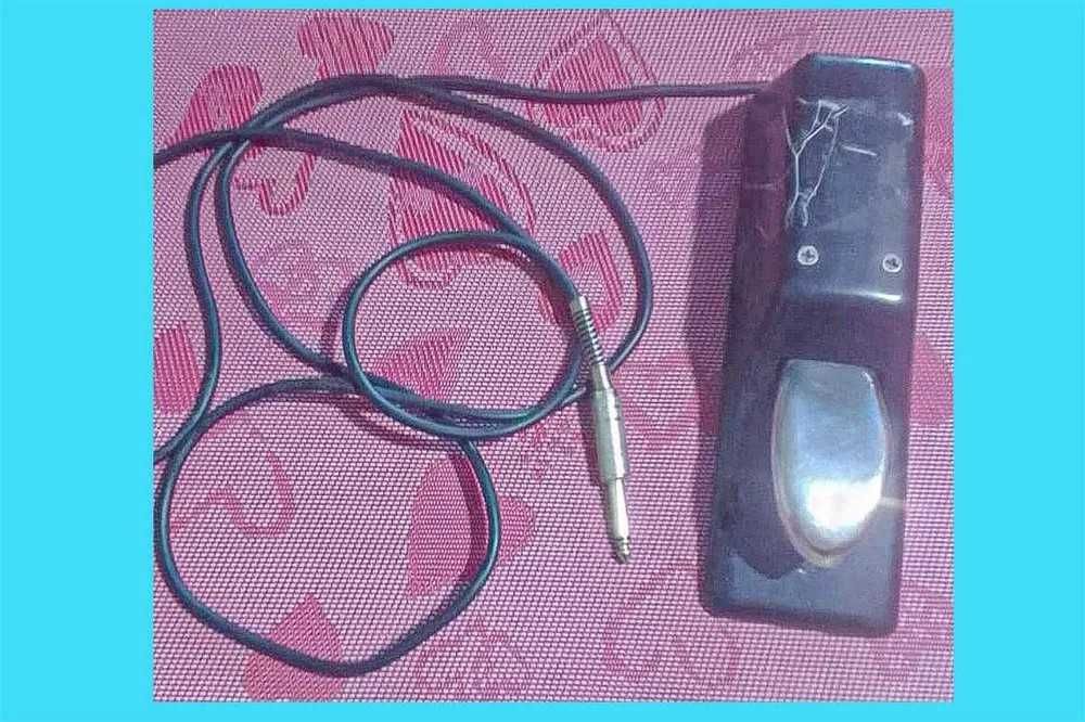 Продам синтезатор