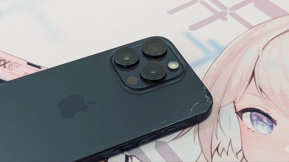 Iphone 15 pro продаю срочно