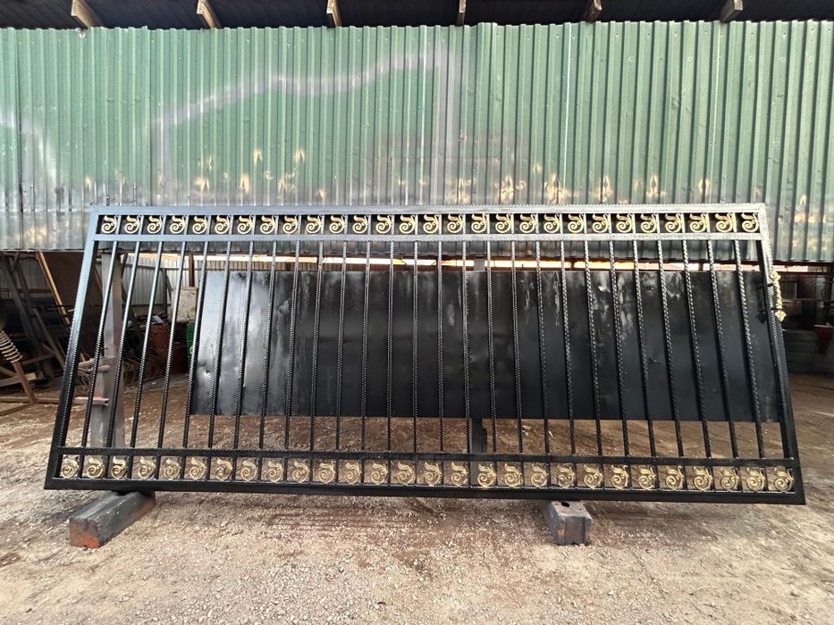 Ворота откатные вместе с забором