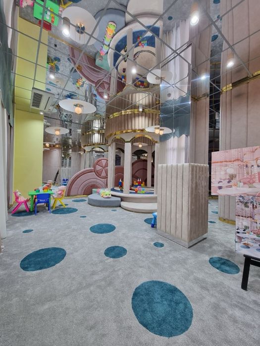 Skyline towers парковка продаеця перед лифтом