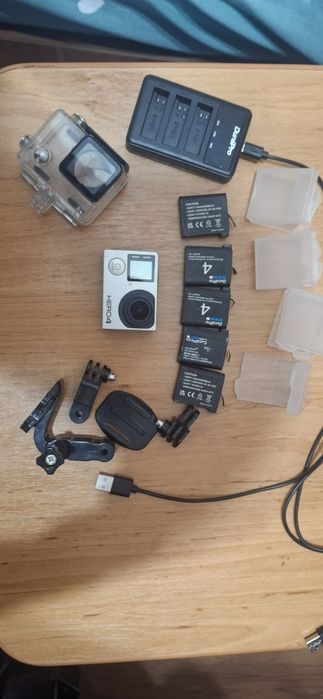 GoPro Hero 4 + accesorii