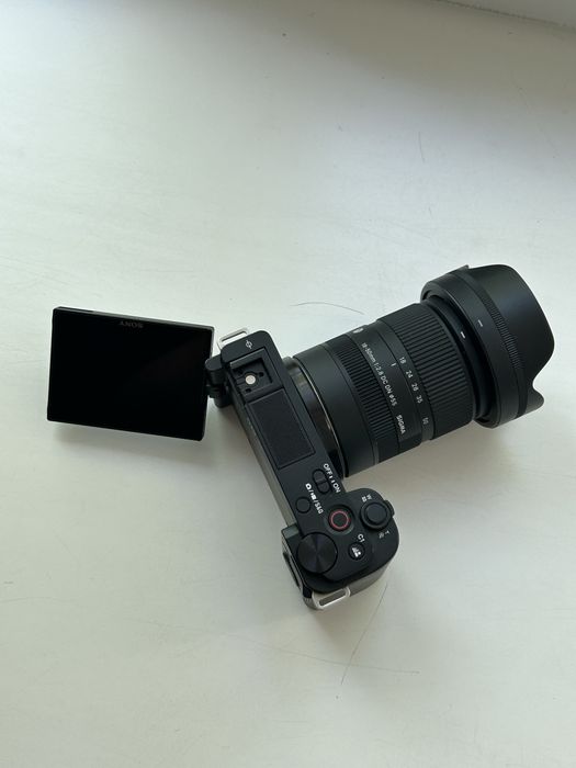 Sony zv e10 + sigma 18-50mm