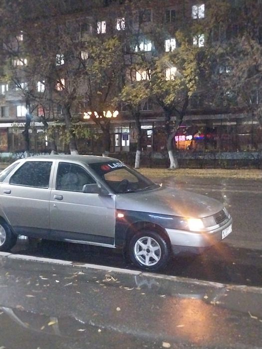 В продаже ваз 2110