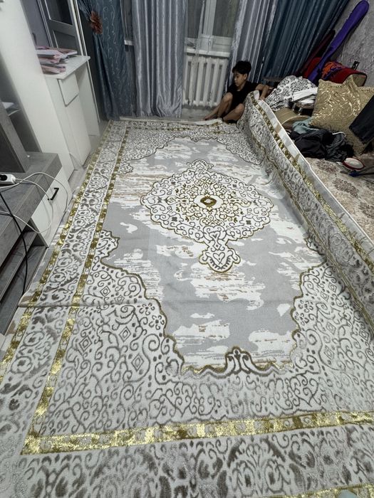 Новый ковер 2,5 на 4 метра