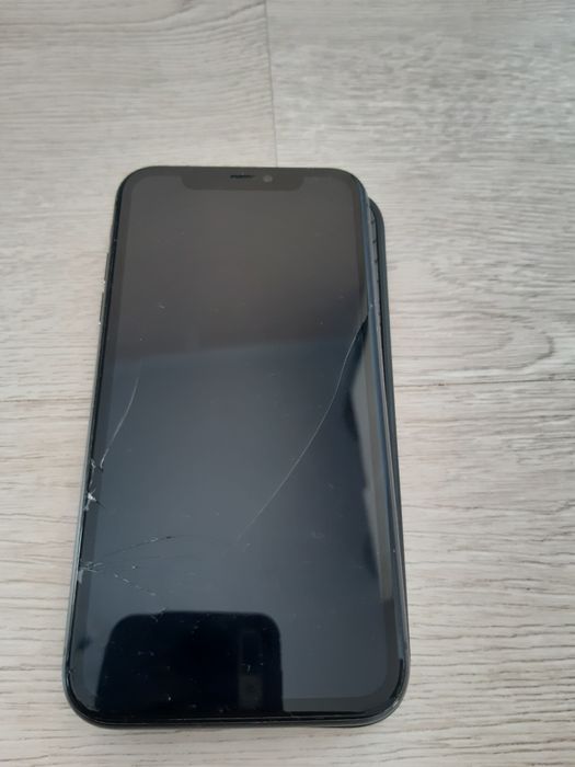 Айфон 11  отдичное состояние