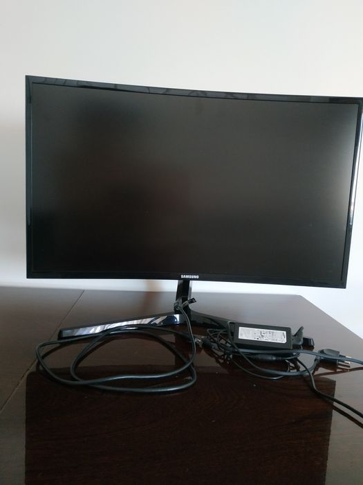 Монитор  Samsung