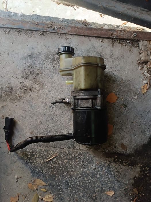 Хидравлична помпа за Renault / Nissan - Рено  / Нисан