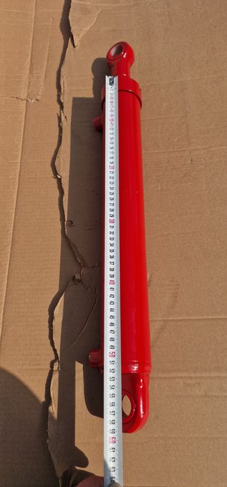 Cilindru hidraulic 65 cm lungime deschide 40 cm tija 35 mm grosime bol