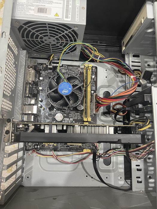 Игровой компьютер с комплектом