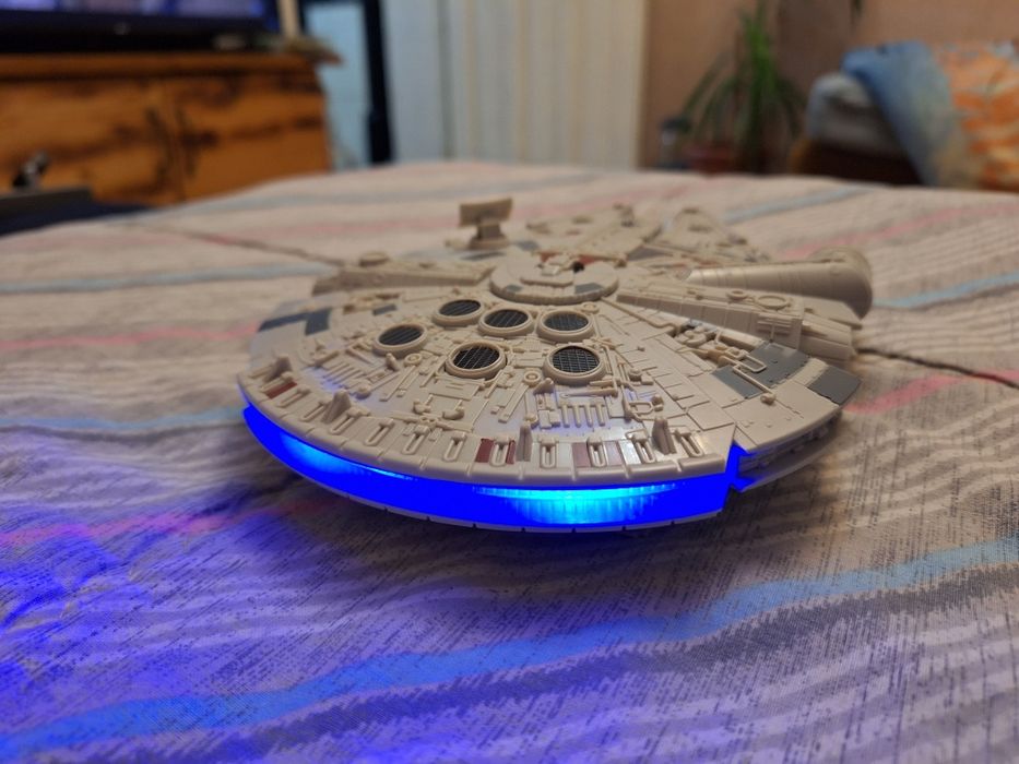 Корабът на Han Solo Millennium Falcon