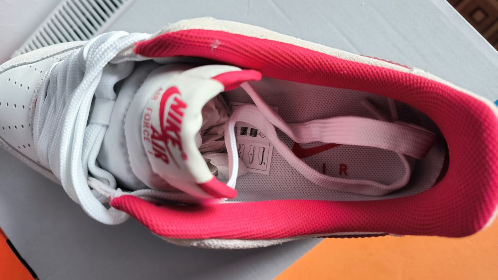 Nike Air Force 1 '07 White Red