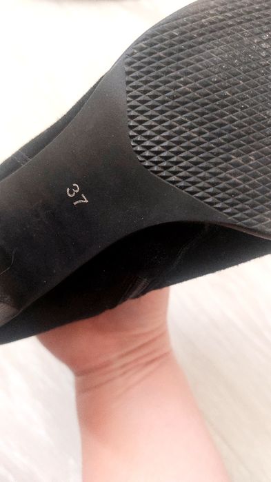 Продам ботильоны в отличном состоянии