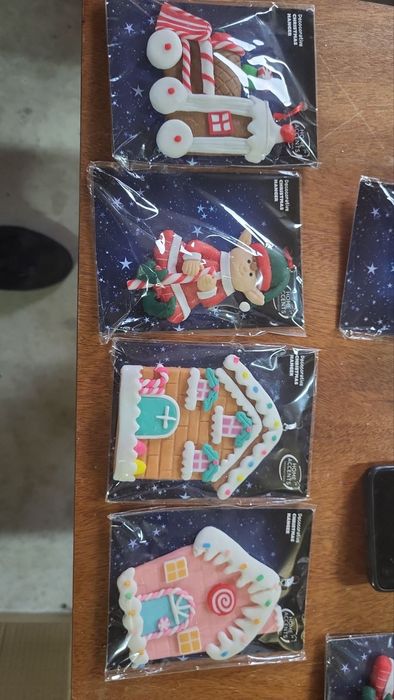 3 броя уникални играчки за елхата