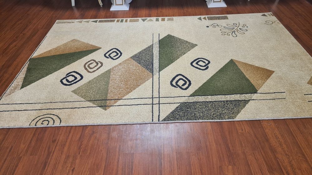 Гилам сотилади 2×3. 500минг сум