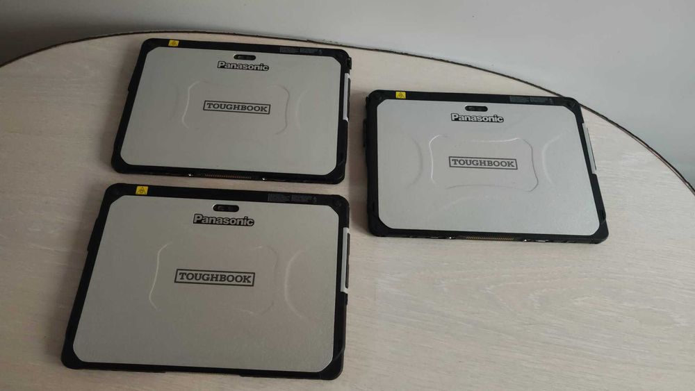 Lot 3 tablete Panasonic Cf20 reconditionate, uz auto, industrial, agri