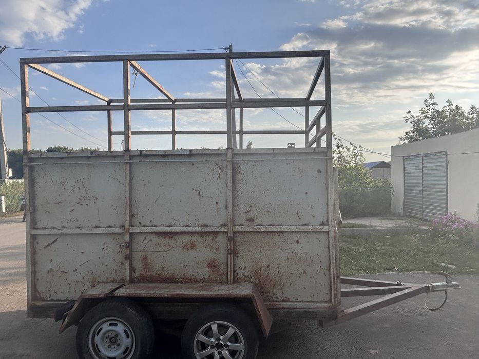 продам прицеп двух осьный